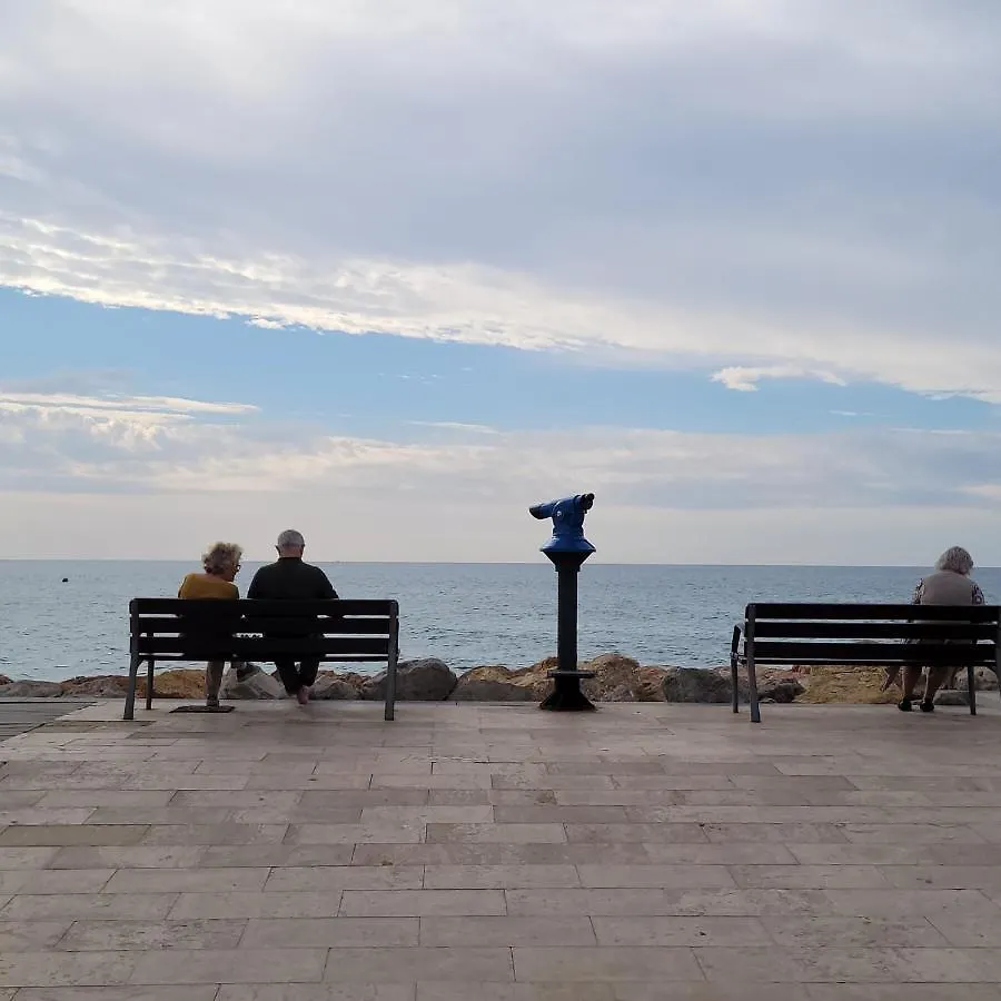Salou Parque Central 0*,